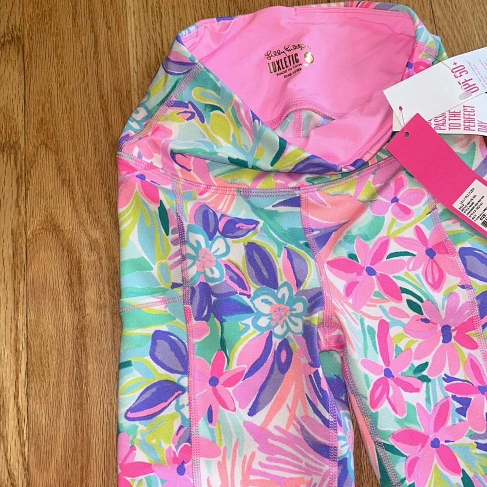 NWT Lilly Pulitzer XXS weekender high rise midi legging print: it was all a drea - Picture 5 of 7